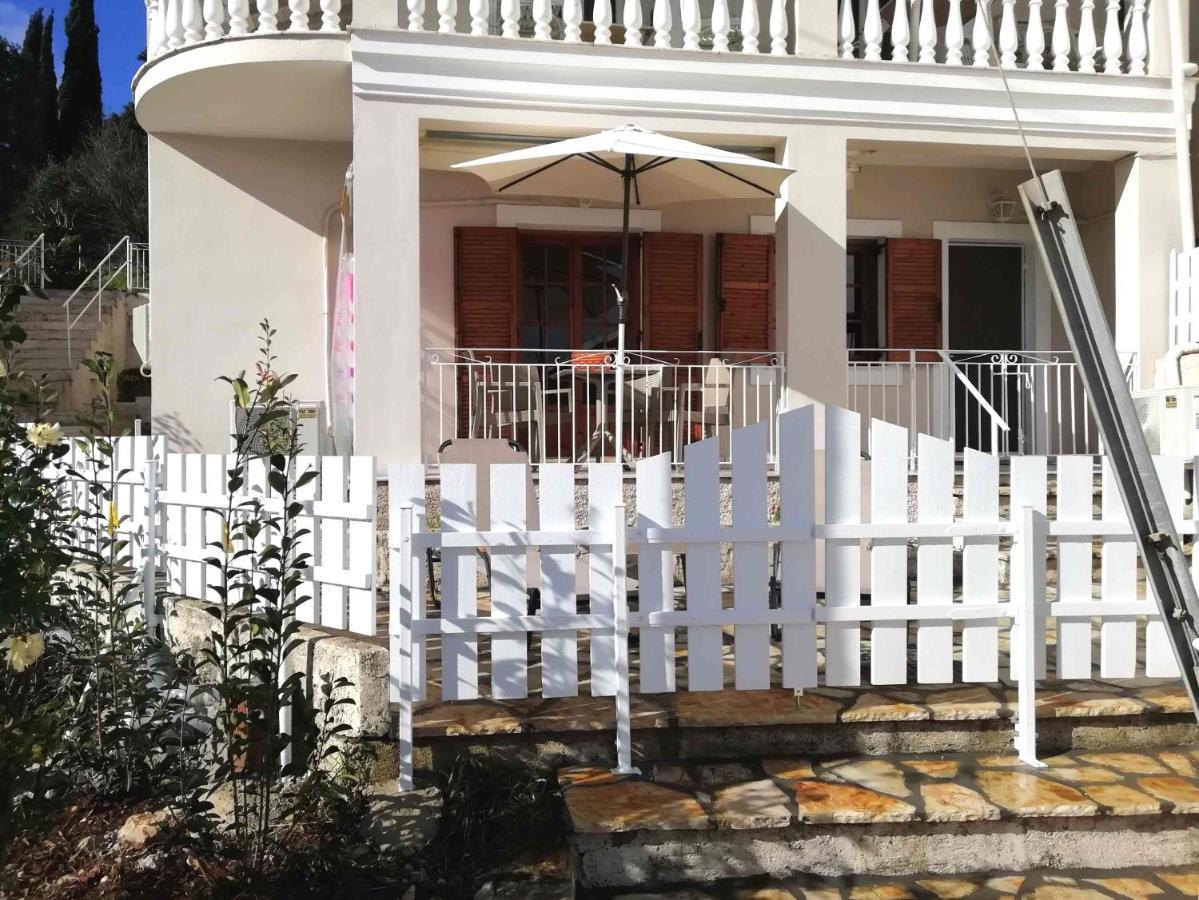 Sea Rose Apartment Касиопи Екстериор снимка